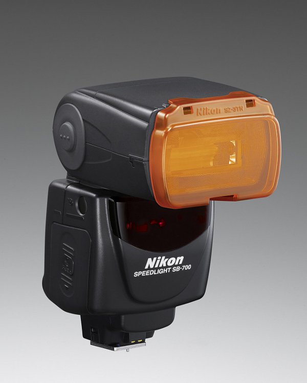 Nikon Speedlight SB-700 flash: color correction filter