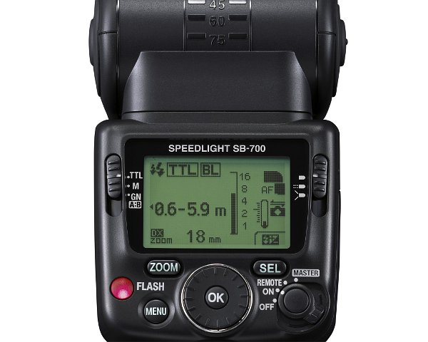 Nikon Speedlight SB-700 flash: controls, LCD