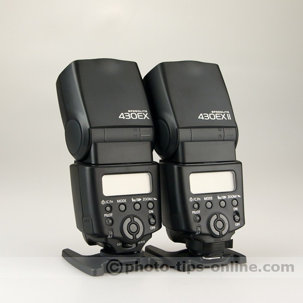 Canon Speedlite 430EX vs. Canon Speedlite 430EX II: back panels