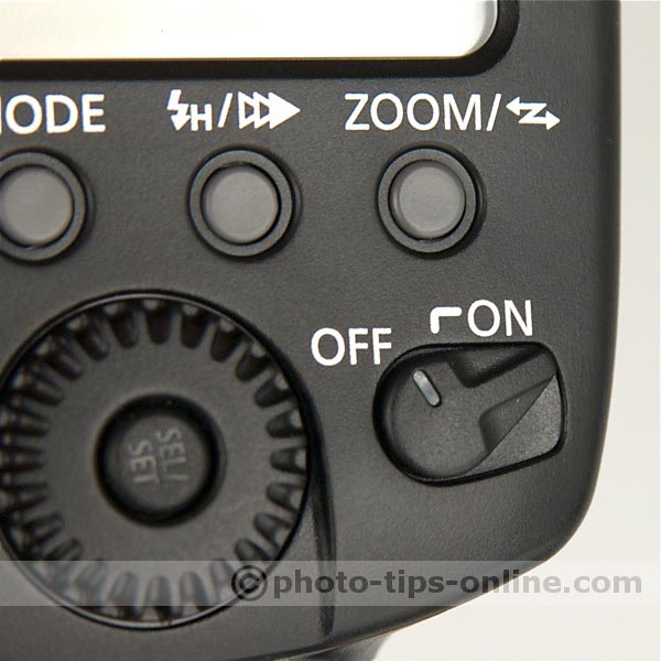 Canon Speedlite 580EX II: power switch, on/off