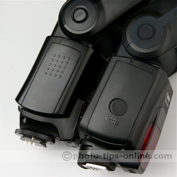 Canon Speedlite 580EX vs. Canon Speedlite 580EX II: battery compartment doors