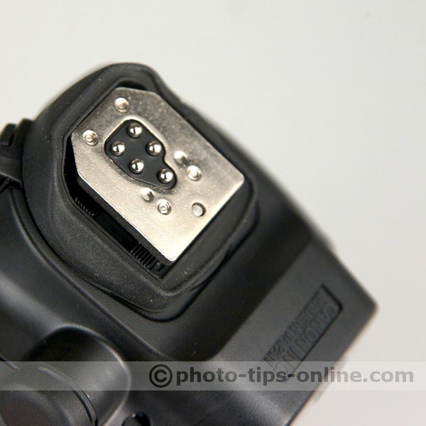 Canon Speedlite 580EX II flash: foot, mounting plate