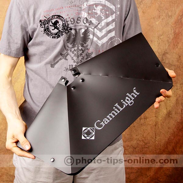 GamiLight SQUARE 43 softbox: folded flat for storage/transportation