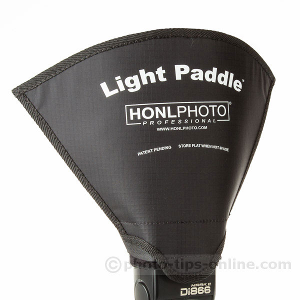 Honl Photo Light Paddle: back, logo
