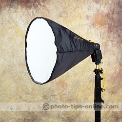Honl Photo traveller16 softbox: front angle view