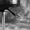 LumoPro Posing Stool: height adjustment lever
