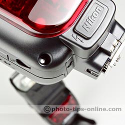 Nikon Speedlight SB-700 vs. Nikon Speedlight SB-900: auto flash mode sensor of SB-900