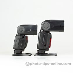 Nikon Speedlight SB-700 vs. Nikon Speedlight SB-900: side view, battery compartments
