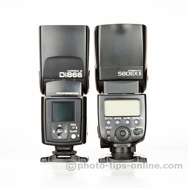 Nissin Di866 II vs. Canon Speedlite 580EX II: back view, flash head size