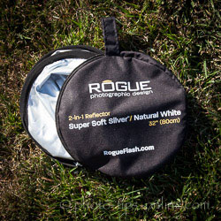 Rogue 2-in-1 Collapsible Reflector: putting in the bag