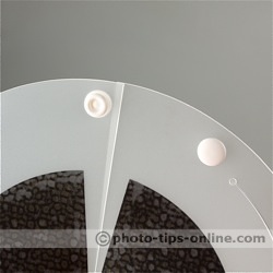 Speedlight Pro Kit Beauty Dish: snap fastener on inner silvered reflector (dish)