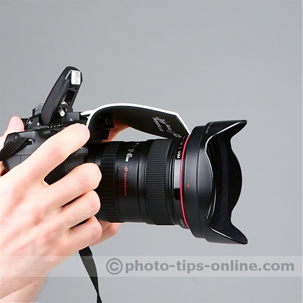 Zeh Bounce pop-up flash reflector: using auto-focus assist with Canon camera body